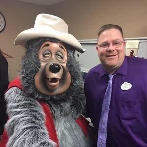 Meet your Posher, Kevin